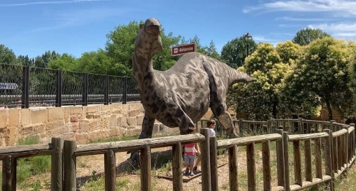 Dinosaurio en Salas de los Infantes
