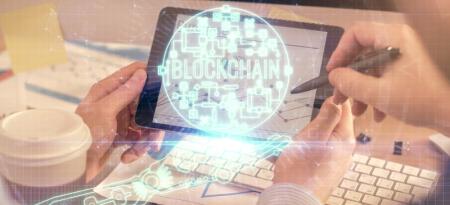 La tecnología blockchain aplicada al periodismo para garantizar la cadena de custodia de un informe, verificando su autenticidad y calidad.